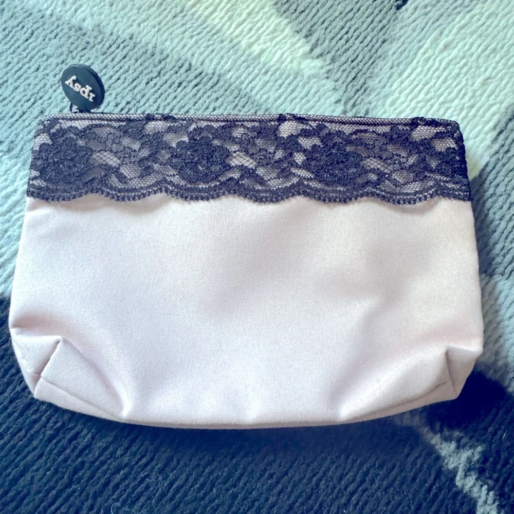 Ipsy mini makeup bag